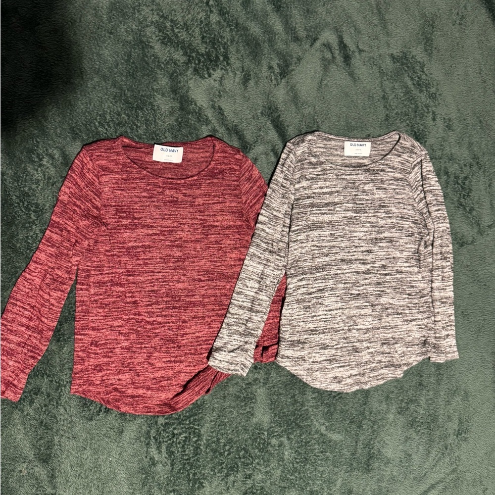 Old Navy Long Sleeve Tees Red and Gray Heathered